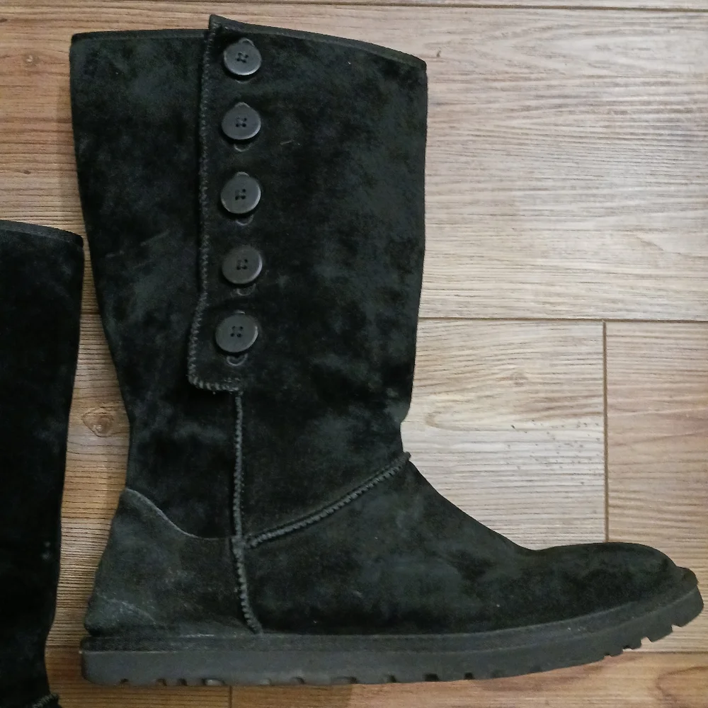 UGG Black Lo Pro Button Suede Boots - Picture 3 of 14
